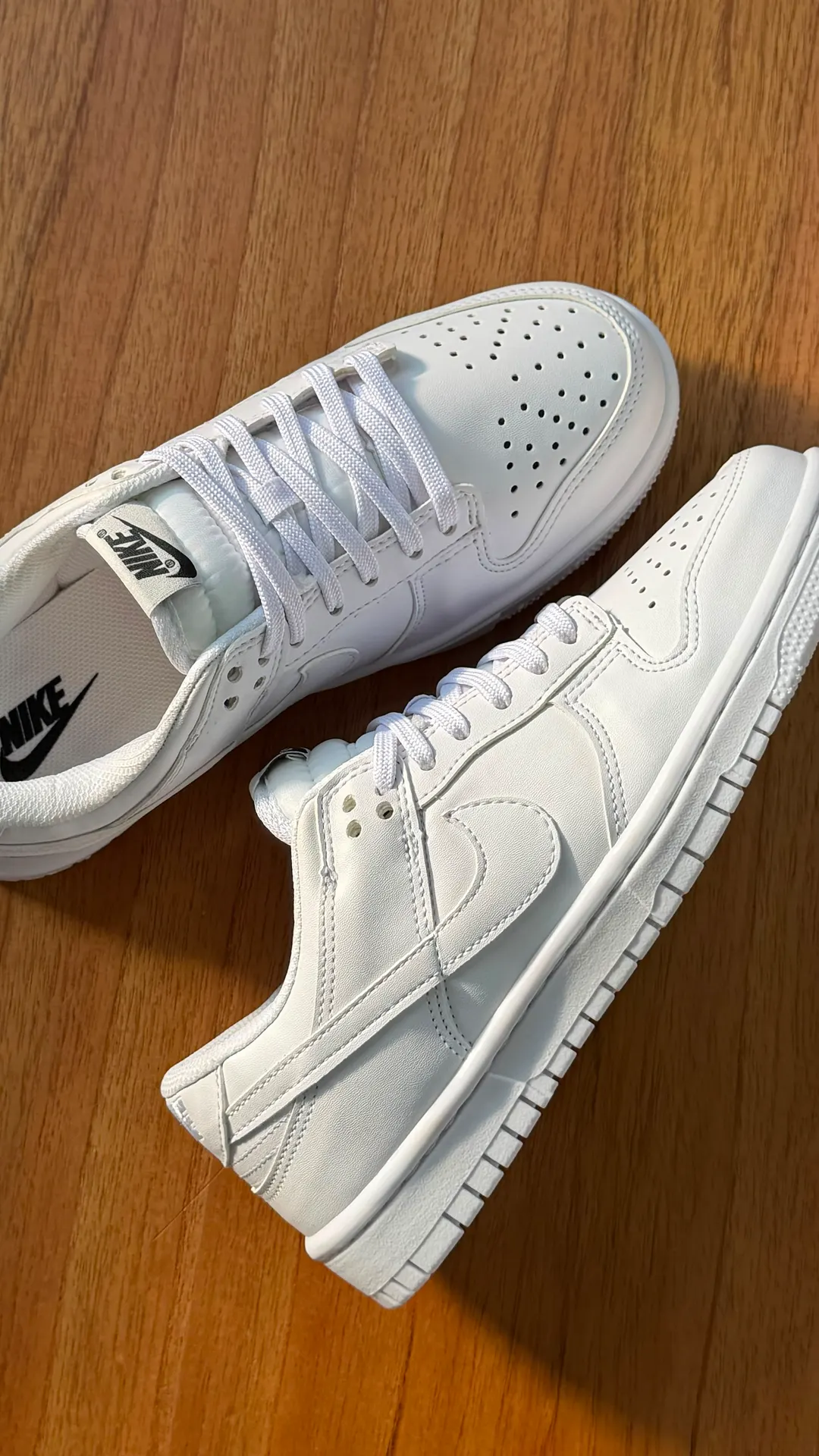 Tênis casual cano baixo todo branco